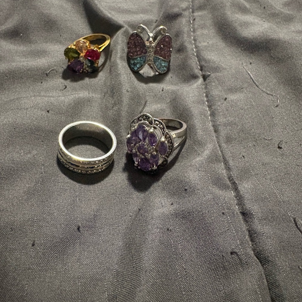 Elegant Purple and Silver Ring